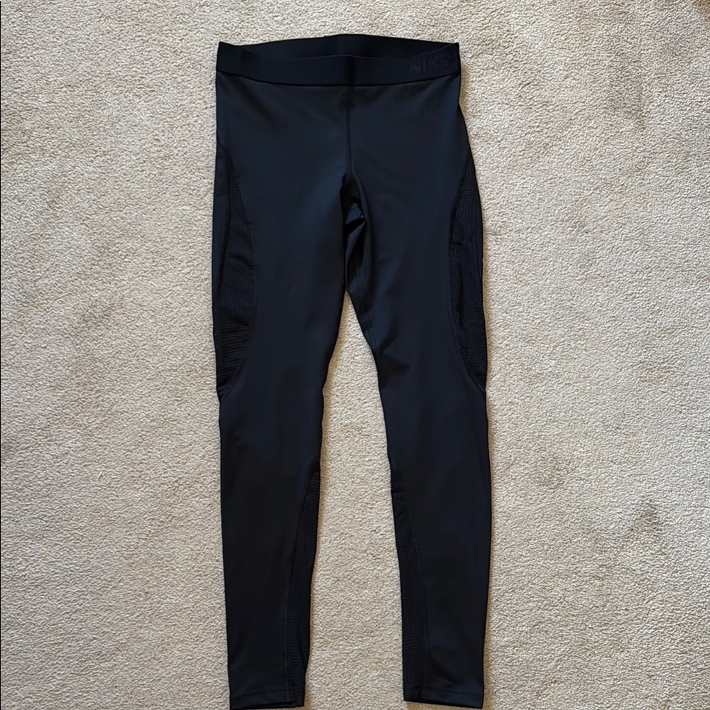 Nike Women’s Hypercool training tights